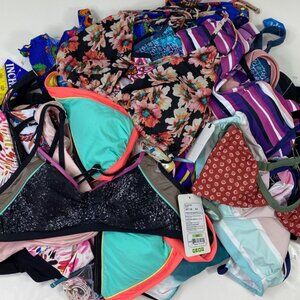 Reseller Bundle Womens Swimsuit Variety Mixed Sizes Styles 17 Piece Bundle Box H